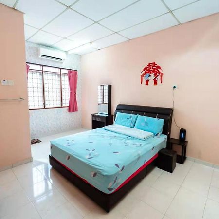 Star Light Homestay Sitiawan Dış mekan fotoğraf